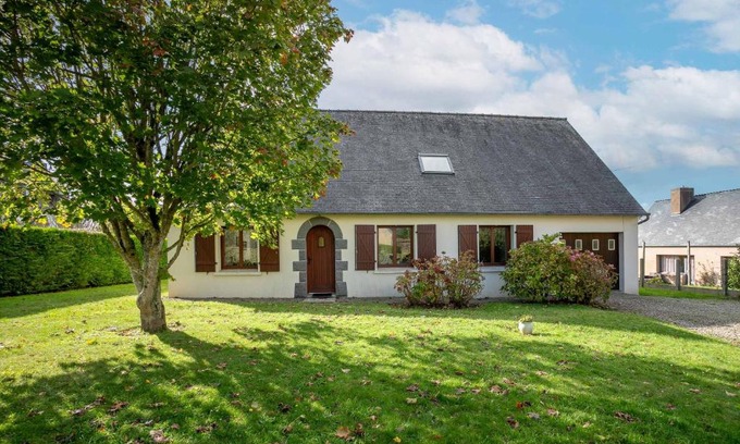 Plestin-les-Greves House | Maison familiale Kerriou