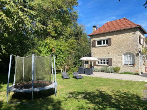 Moret-Loing-et-Orvanne House | Maison familiale climatisée, jardin cinema et jeux