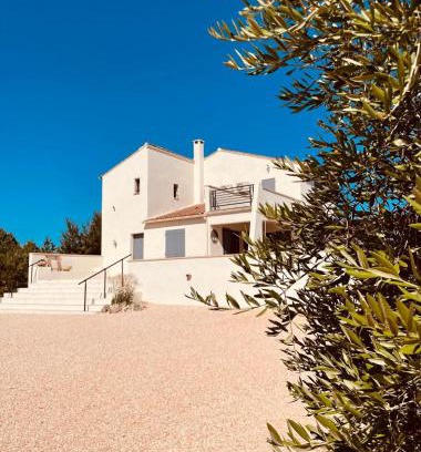 Arpaillargues-et-Aureillac Villa | Maison Barban