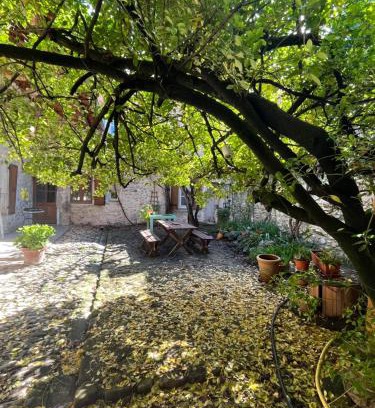 Saint-Gervais-sur-Roubion House | Maison du Fenouillet