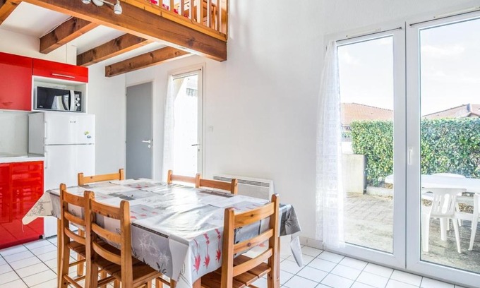 Biscarrosse Plage House | Maison Jumelée à 2 Pas de la Plage - Piscine, Terrasse, Parking Privé - Idéale Famille/Amis - FR-1-319-193