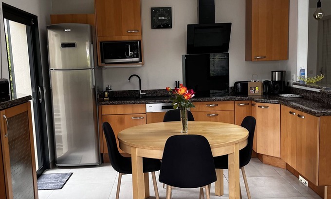 Ternant House | Maison Lumineuse Idéale Pour les Familles