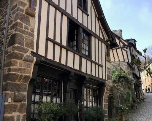 Dinan House | Maison Médiévale