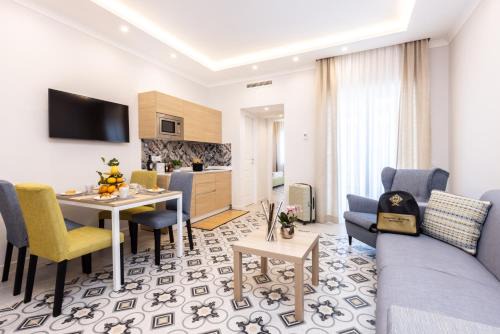 Sorrento Historic Centre Apartment | Maison Marie Deluxe Apartment