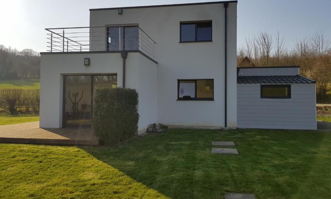 Bezinghem House | maison moderne à la campagne