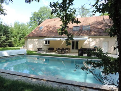 Sommecaise Villa | Maison neuve avec piscine dans domaine arboré - Domaine de la Brionnerie