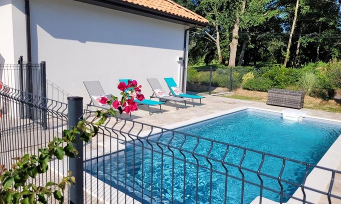 Lanzac Villa | Maison neuve bord de Dordogne