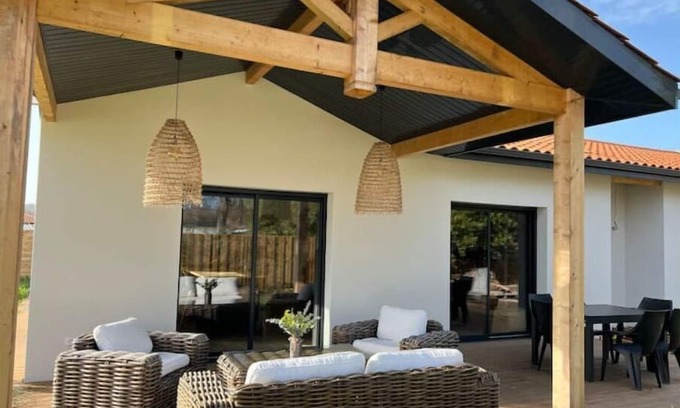 Mimizan Villa | Maison Neuve Proche de L'océan et au Calme