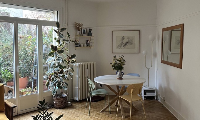 20th Arrondissement House | Maison Parisienne Avec Jardin à Deux pas du Père Lachaise