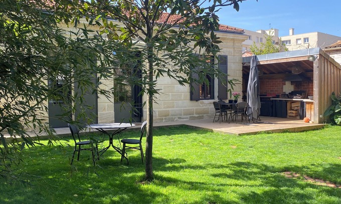 Saint Augustin House | Maison Pierre 3 bedrooms with swimming pool Bordeaux Near Stade Chaban Delmas