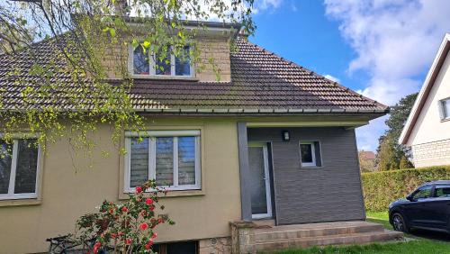 Douvres-la-Delivrande House | Maison proche plages du Débarquement
