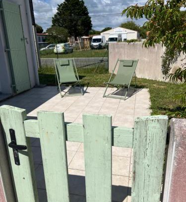 Le Chateau-d'Oleron House | Maison proche du pont de l ile d Oléron