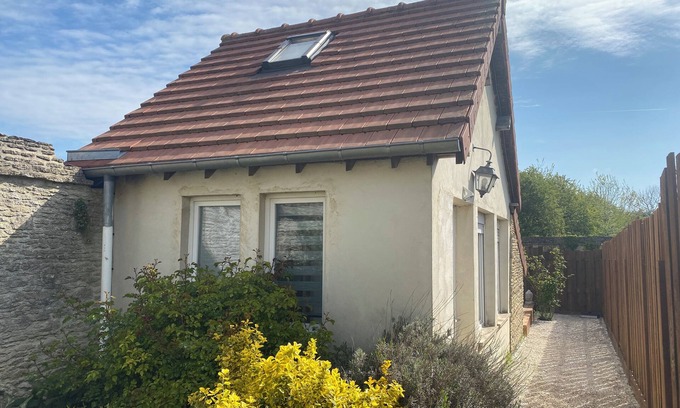 Amfreville House | Maison Proche Plages Avec Terrasse au Calme