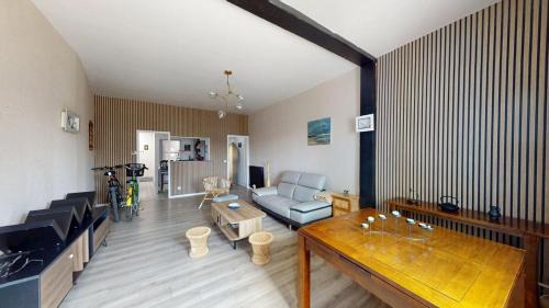 Saint-Charles du Port Apartment | Maison Quai De Saône