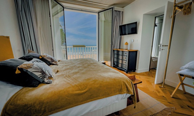 Pornichet Apartment | Maison Régent & spa - Un si bel horizon