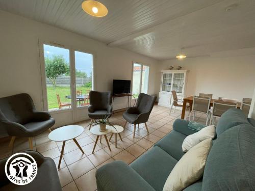 Bourgenay House | Maison rénovée 6 pers avec jardin, proche plages et pistes cyclables à Talmont-Saint-Hilaire - FR-1-426-557