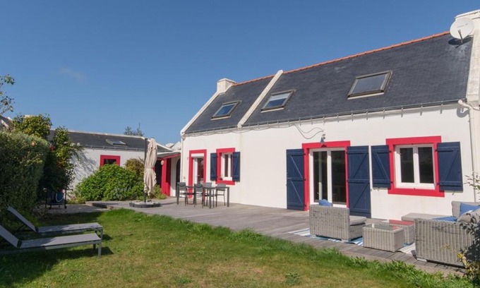 Sauzon House | Maison rénovée avec jardin près de la plage et des commerces, déco soignée, animaux acceptés - FR-1-418-29
