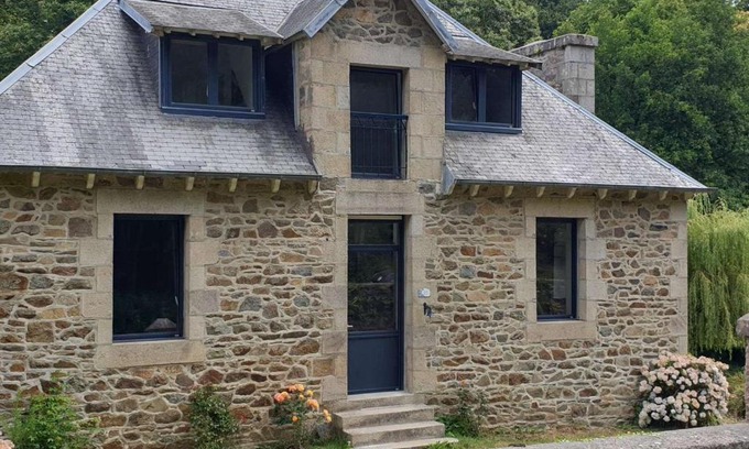 Saint-Quay-Perros House | Maison rénovée pierre, jardin, WIFI, 400m mer, St Quay-Perros - FR-1-368-258