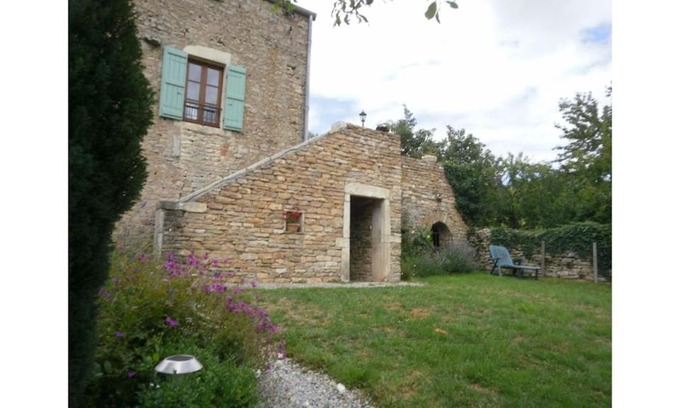 Chassey-le-Camp House | Maison rénovée sur domaine viticole Renovated old house on wine estate