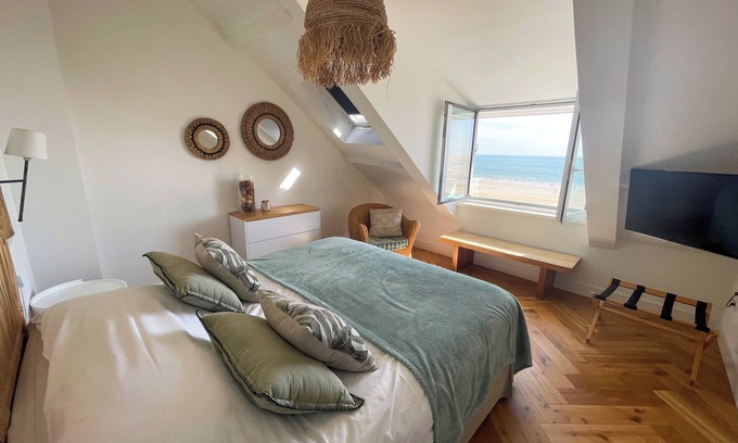 Pornichet Apartment | Maison Regent & spa - Au dessus des vagues