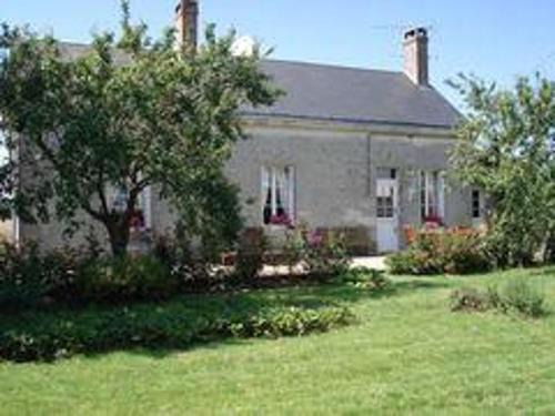 Prunay-Cassereau House | Maison restaurée à la campagne avec jardin, poêle à bois et WIFI, proche de chemins pédestres et étang - FR-1-491-369