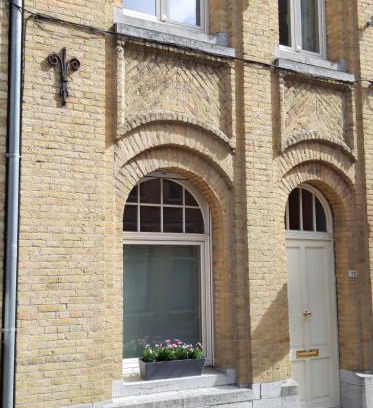 Ypres House | Maison Rose