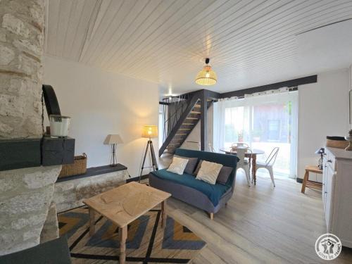 Monsaguel House | Maison spacieuse Périgord Pourpre avec piscine partagée - FR-1-616-498