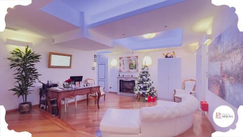 Rione III Colonna House | Maison Spagna Suites