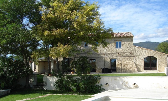 Cucuron House | Maison Spatieuse et Confortable en Provence Luberon au Milieu des Lavandes