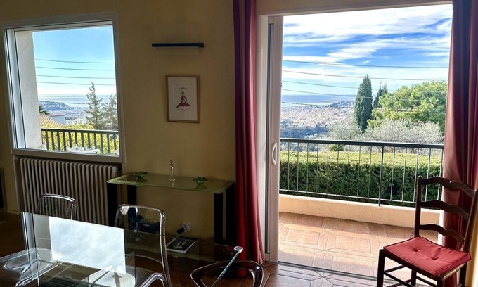 Gairaut House | Maison sur les Hauteurs de Nice au Calme Avec vue mer