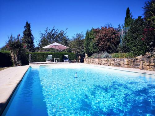 Saint-Andre-dAllas House | Maison typique avec piscine privée - 6km Sarlat