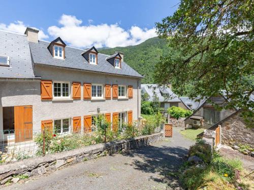 Avajan House | Maison typique 10 pers. avec Wifi, jardin et terrasse, à 5 min de Loudenvielle - FR-1-695-58