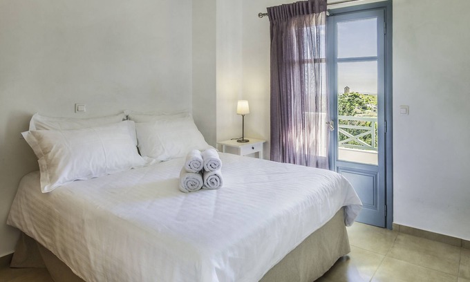 Syros House | MAISONETTE MYRTIA AVROFILITO SYROS HOUSES