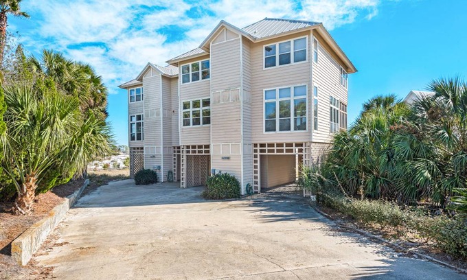 Gulf Trace House | Maisonette ∙ 4 bedrooms ∙ 10 guests