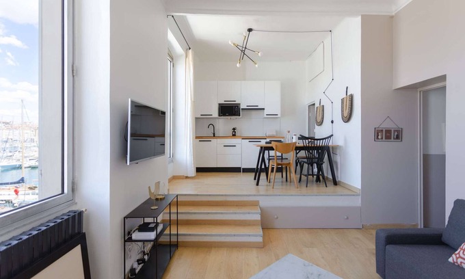 Opera Apartment | MaisonMars Le Rive Neuve Sea View