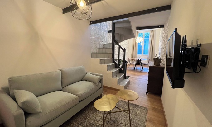 Mont Duplan Apartment | Maisonnette Centre Historique de Nîmes Tout Équipé !