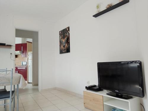 Saintes Apartment | Maisonnette