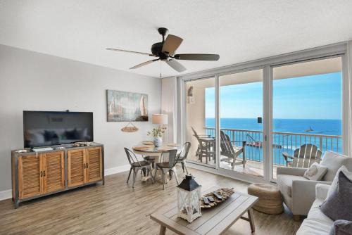 Long Beach House | Majestic Beach Towers 1-1006
