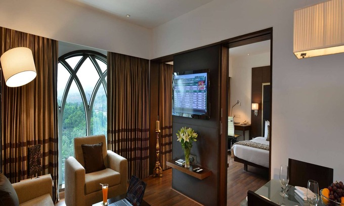 Navi Mumbai Hotel | Majestic Court Sarovar Portico Navi Mumbai