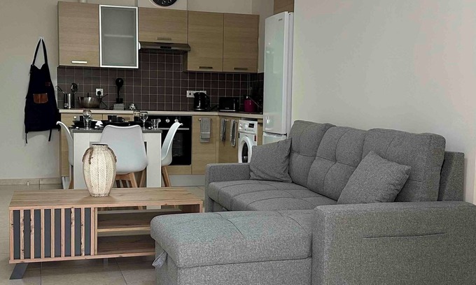 Tersefanou Apartment | Majestic Gardens 10 minutes from Larnaka Airport