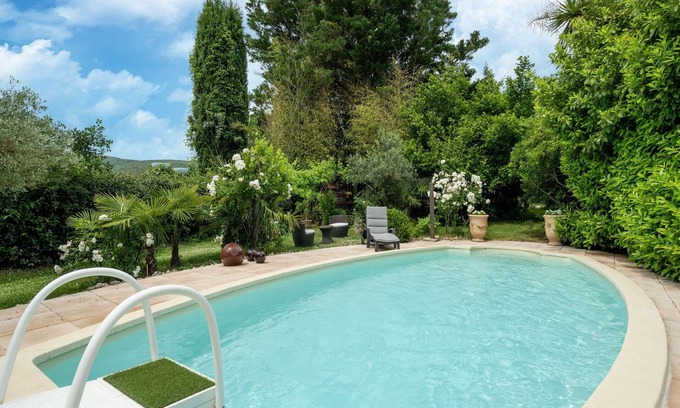 Ganges House | Majestic holiday home in Laroque with hot tub