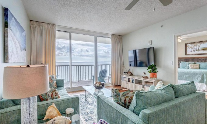 Long Beach House | Majestic Tower Building 1 Unit 1403