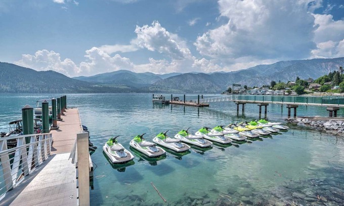 Manson Condo | Majestic Views/Lake Chelan/Pool and Spas!