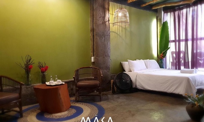 Alfonso Bed & Breakfast | Maka-Kalinaw 5 Wabi sabi Room, Forest Deck View