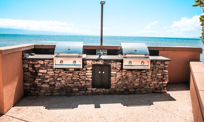 Honokowai Condo | Makani Sands #108 1pm beachfront condo in West Maui