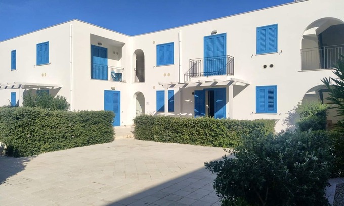 Macari House | Makari bay home