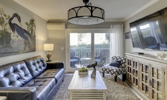 Hilton Head Island Villa | Make Coligny Beach Your Happy Place!