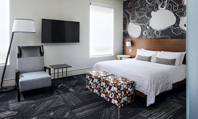 Downtown Minneapolis Hotel | Making The Best Memories Along The Way! Pet-friendly Property, Near Peavey Plaza