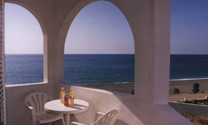 Makry Gialos Apartment | Makrigialos: big family apartment, 2 bedrooms, sea views, WiFi