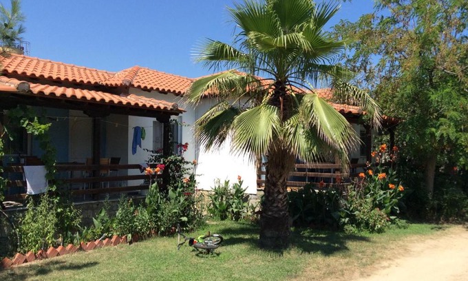 Sikia Apartment | Malama Rooms